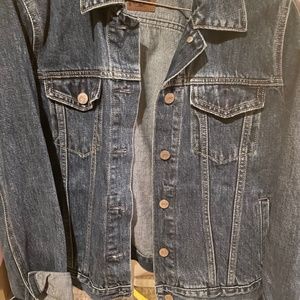 Gap- distressed down to waist denim jacket